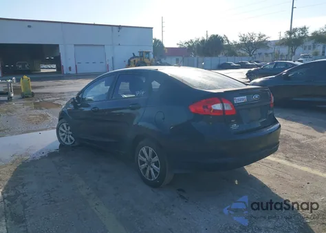 2013 Ford Fiesta Se z USA, uszkodzony, nr VIN 3FADP4BJ7DM218729